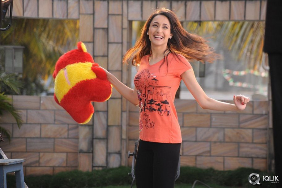 Mirchi Lanti Kurradu